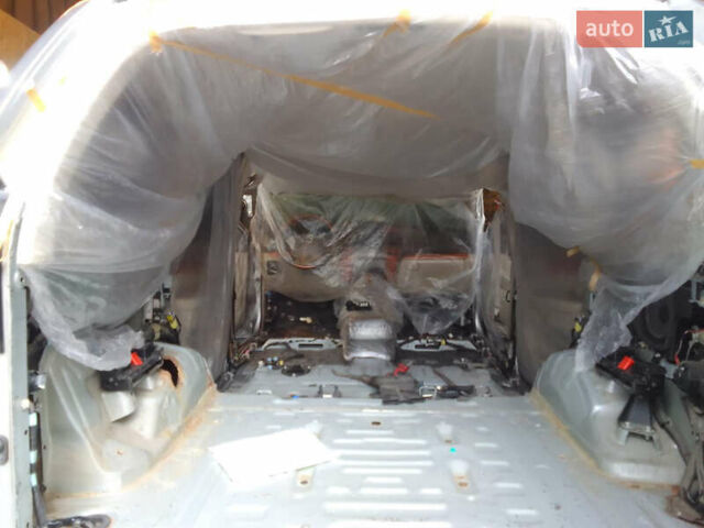 Серый Лексус ГХ, объемом двигателя 4.7 л и пробегом 209 тыс. км за 20000 $, фото 17 на Automoto.ua