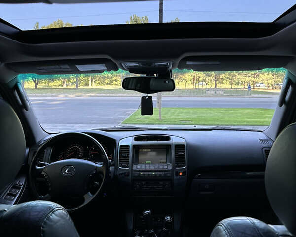 Сірий Лексус ГХ, об'ємом двигуна 4.66 л та пробігом 239 тис. км за 16800 $, фото 9 на Automoto.ua
