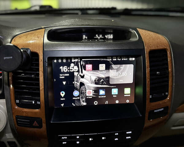 Серый Лексус ГХ, объемом двигателя 4.7 л и пробегом 209 тыс. км за 20000 $, фото 10 на Automoto.ua