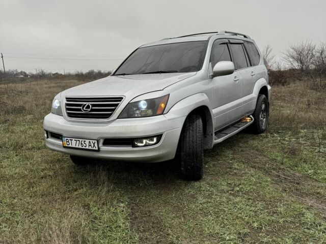 Серый Лексус ГХ, объемом двигателя 4.7 л и пробегом 281 тыс. км за 15000 $, фото 2 на Automoto.ua