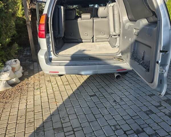 Серый Лексус ГХ, объемом двигателя 4.66 л и пробегом 280 тыс. км за 17800 $, фото 20 на Automoto.ua