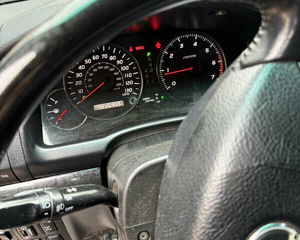 Серый Лексус ГХ, объемом двигателя 4.66 л и пробегом 226 тыс. км за 17000 $, фото 11 на Automoto.ua