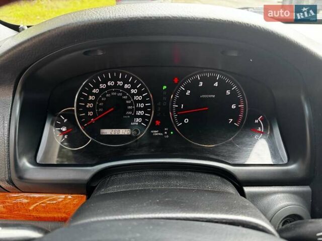 Сірий Лексус ГХ, об'ємом двигуна 4.7 л та пробігом 288 тис. км за 17000 $, фото 8 на Automoto.ua