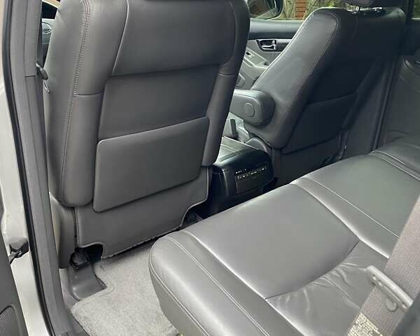 Серый Лексус ГХ, объемом двигателя 4.7 л и пробегом 207 тыс. км за 17500 $, фото 26 на Automoto.ua