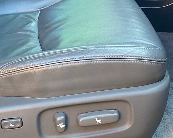 Серый Лексус ГХ, объемом двигателя 4.7 л и пробегом 207 тыс. км за 17500 $, фото 21 на Automoto.ua