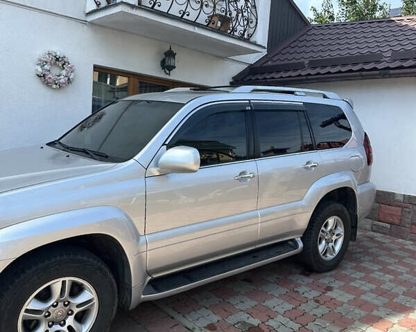 Сірий Лексус ГХ, об'ємом двигуна 4.66 л та пробігом 180 тис. км за 18900 $, фото 2 на Automoto.ua