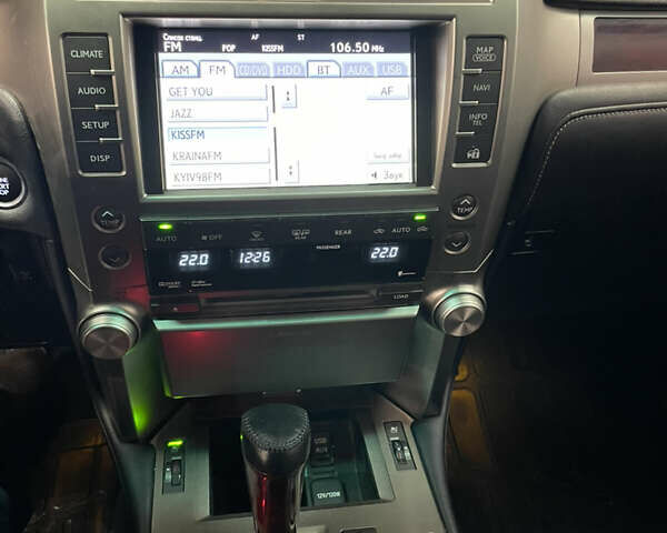 Серый Лексус ГХ, объемом двигателя 4.6 л и пробегом 330 тыс. км за 20000 $, фото 20 на Automoto.ua