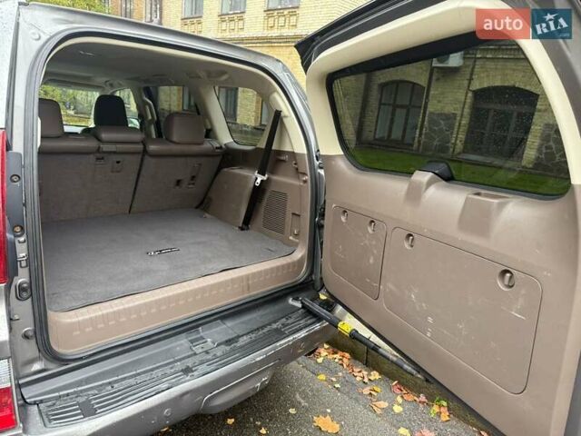 Серый Лексус ГХ, объемом двигателя 4.61 л и пробегом 167 тыс. км за 31500 $, фото 17 на Automoto.ua