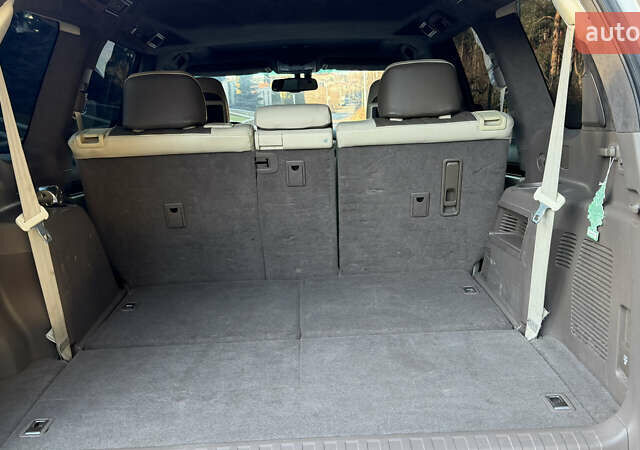 Сірий Лексус ГХ, об'ємом двигуна 4.61 л та пробігом 256 тис. км за 26500 $, фото 16 на Automoto.ua