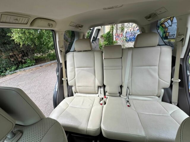 Серый Лексус ГХ, объемом двигателя 4.6 л и пробегом 103 тыс. км за 29500 $, фото 21 на Automoto.ua