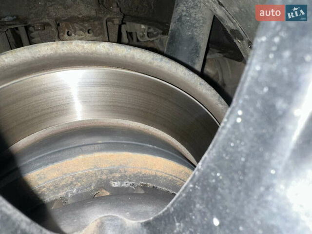 Серый Лексус ГХ, объемом двигателя 4.61 л и пробегом 230 тыс. км за 25500 $, фото 10 на Automoto.ua
