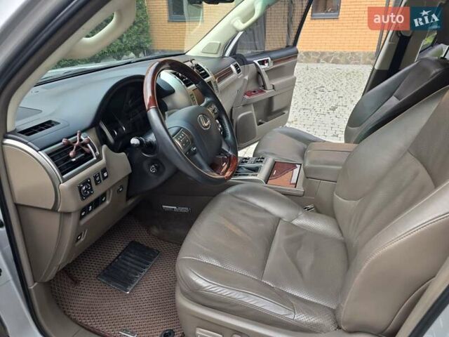 Серый Лексус ГХ, объемом двигателя 4.61 л и пробегом 254 тыс. км за 25000 $, фото 14 на Automoto.ua