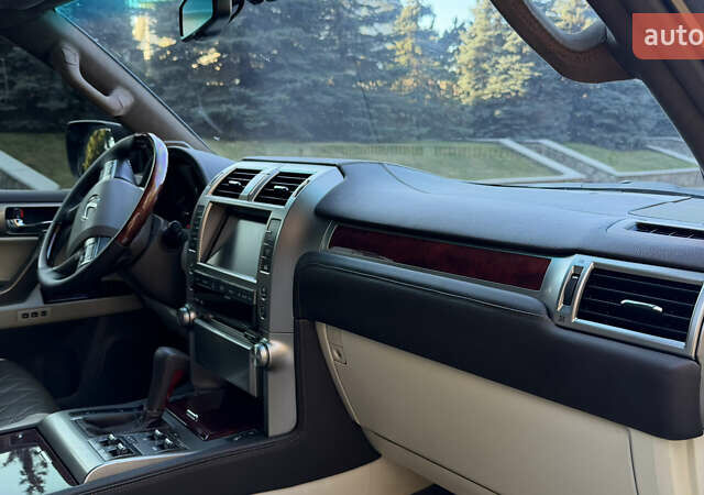 Сірий Лексус ГХ, об'ємом двигуна 4.61 л та пробігом 256 тис. км за 26500 $, фото 9 на Automoto.ua