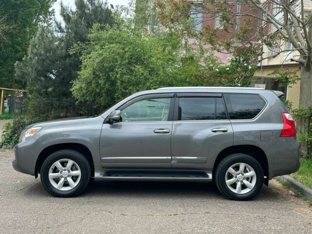 Серый Лексус ГХ, объемом двигателя 4.6 л и пробегом 103 тыс. км за 29500 $, фото 4 на Automoto.ua