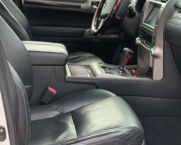 Серый Лексус ГХ, объемом двигателя 4.61 л и пробегом 295 тыс. км за 25000 $, фото 12 на Automoto.ua