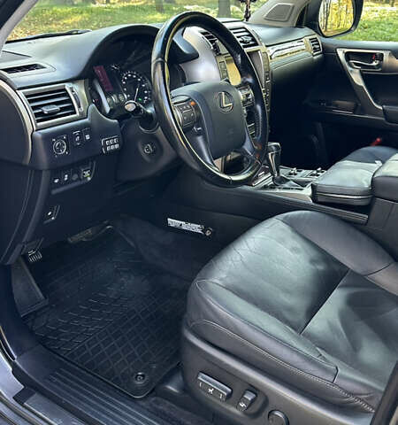 Серый Лексус ГХ, объемом двигателя 4.6 л и пробегом 278 тыс. км за 29999 $, фото 5 на Automoto.ua