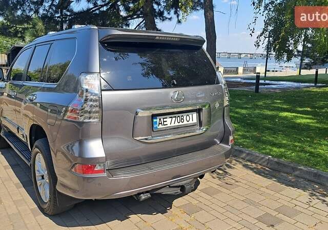 Сірий Лексус ГХ, об'ємом двигуна 4.61 л та пробігом 210 тис. км за 30999 $, фото 7 на Automoto.ua