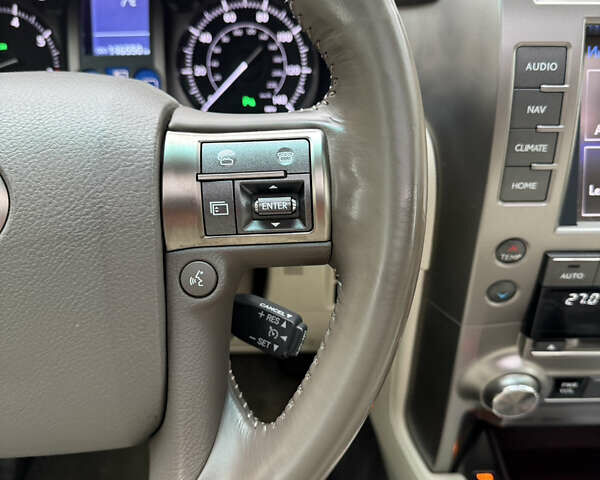 Сірий Лексус ГХ, об'ємом двигуна 4.61 л та пробігом 147 тис. км за 33500 $, фото 26 на Automoto.ua