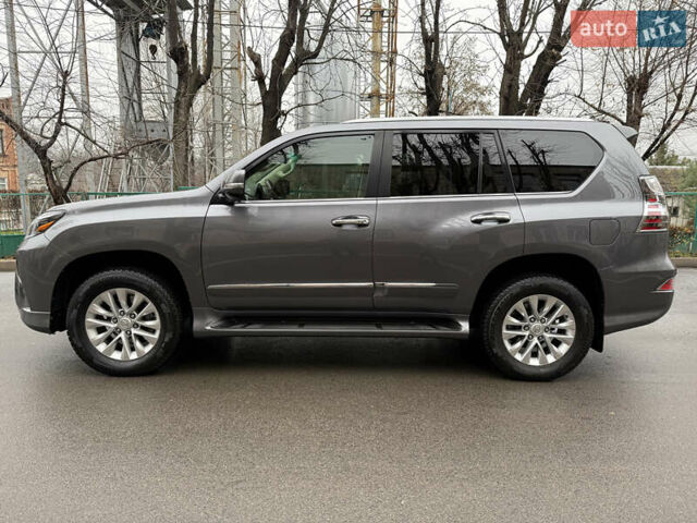 Сірий Лексус ГХ, об'ємом двигуна 4.61 л та пробігом 147 тис. км за 33500 $, фото 6 на Automoto.ua