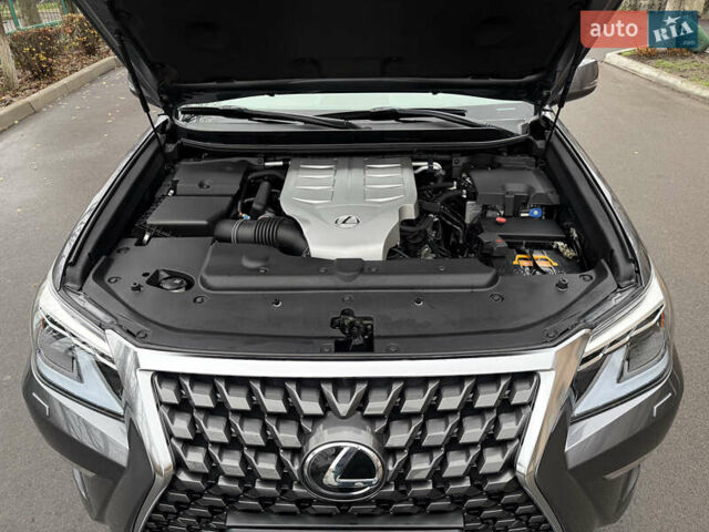 Сірий Лексус ГХ, об'ємом двигуна 4.61 л та пробігом 147 тис. км за 33500 $, фото 24 на Automoto.ua