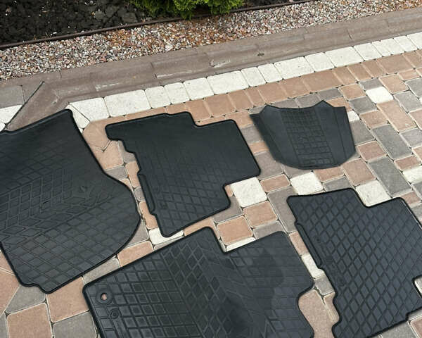 Серый Лексус ГХ, объемом двигателя 4.61 л и пробегом 87 тыс. км за 40600 $, фото 25 на Automoto.ua