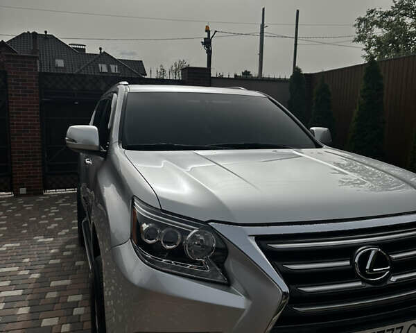 Серый Лексус ГХ, объемом двигателя 4.61 л и пробегом 87 тыс. км за 40600 $, фото 1 на Automoto.ua