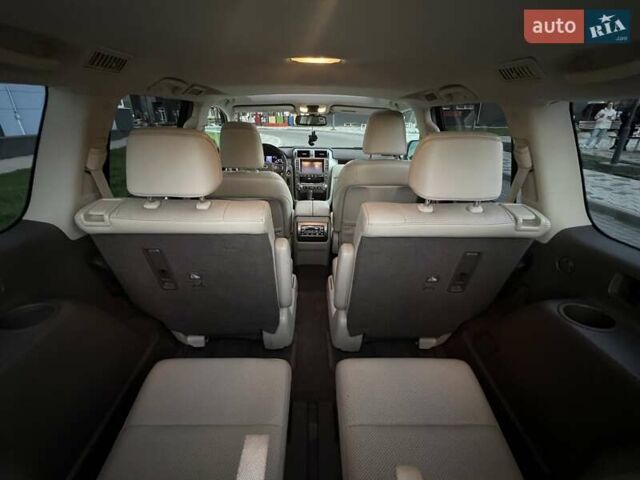 Серый Лексус ГХ, объемом двигателя 4.61 л и пробегом 130 тыс. км за 37500 $, фото 48 на Automoto.ua