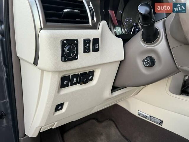 Серый Лексус ГХ, объемом двигателя 4.61 л и пробегом 130 тыс. км за 37500 $, фото 17 на Automoto.ua