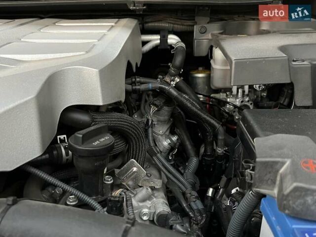 Серый Лексус ГХ, объемом двигателя 4.61 л и пробегом 130 тыс. км за 37500 $, фото 61 на Automoto.ua