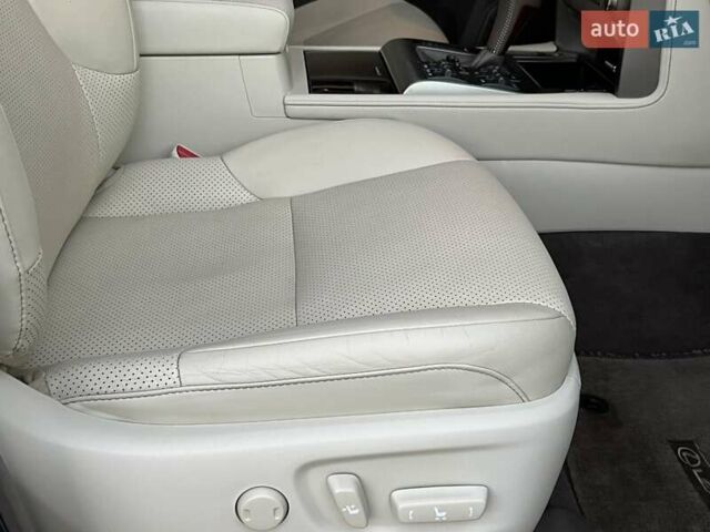 Серый Лексус ГХ, объемом двигателя 4.61 л и пробегом 130 тыс. км за 37500 $, фото 36 на Automoto.ua