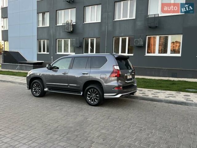 Серый Лексус ГХ, объемом двигателя 4.61 л и пробегом 130 тыс. км за 37500 $, фото 5 на Automoto.ua