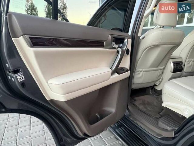 Серый Лексус ГХ, объемом двигателя 4.61 л и пробегом 130 тыс. км за 37500 $, фото 20 на Automoto.ua