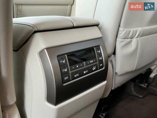Серый Лексус ГХ, объемом двигателя 4.61 л и пробегом 130 тыс. км за 37500 $, фото 23 на Automoto.ua