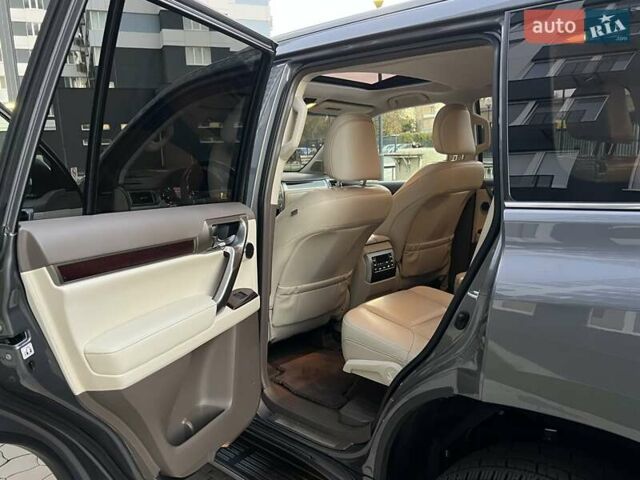 Серый Лексус ГХ, объемом двигателя 4.61 л и пробегом 130 тыс. км за 37500 $, фото 73 на Automoto.ua