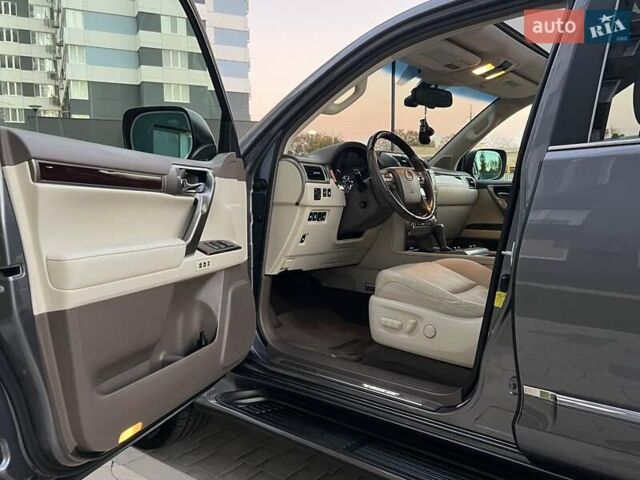 Серый Лексус ГХ, объемом двигателя 4.61 л и пробегом 130 тыс. км за 37500 $, фото 74 на Automoto.ua