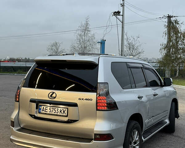 Серый Лексус ГХ, объемом двигателя 4.6 л и пробегом 118 тыс. км за 41500 $, фото 10 на Automoto.ua