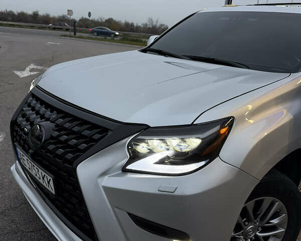 Серый Лексус ГХ, объемом двигателя 4.6 л и пробегом 118 тыс. км за 41500 $, фото 22 на Automoto.ua