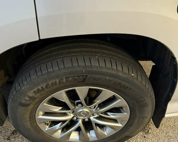 Серый Лексус ГХ, объемом двигателя 4.6 л и пробегом 118 тыс. км за 41500 $, фото 25 на Automoto.ua