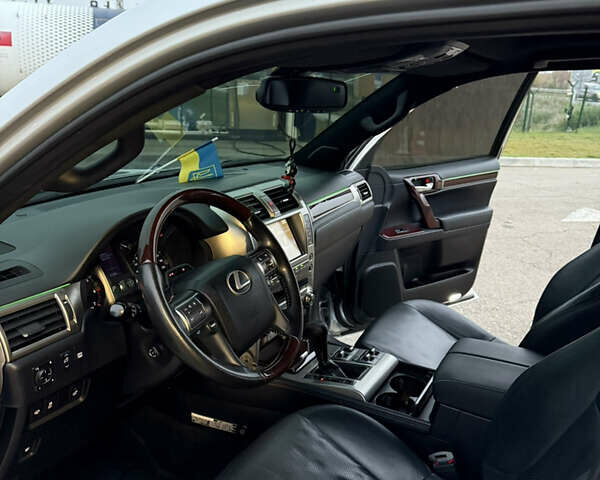 Серый Лексус ГХ, объемом двигателя 4.6 л и пробегом 118 тыс. км за 41500 $, фото 18 на Automoto.ua