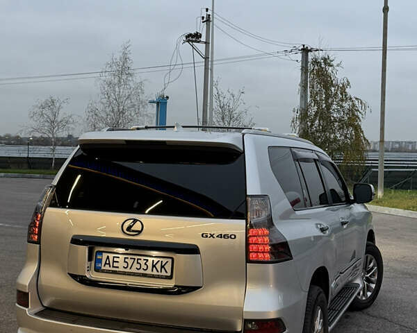 Серый Лексус ГХ, объемом двигателя 4.6 л и пробегом 118 тыс. км за 41500 $, фото 1 на Automoto.ua