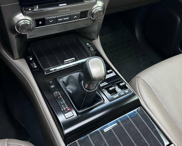 Сірий Лексус ГХ, об'ємом двигуна 4.61 л та пробігом 115 тис. км за 52700 $, фото 41 на Automoto.ua