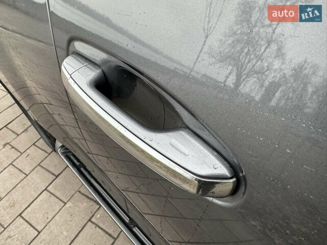 Сірий Лексус ГХ, об'ємом двигуна 4.61 л та пробігом 115 тис. км за 52700 $, фото 15 на Automoto.ua