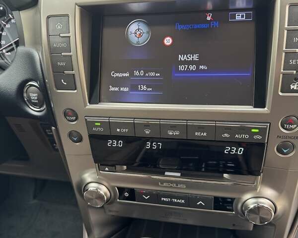 Сірий Лексус ГХ, об'ємом двигуна 4.61 л та пробігом 82 тис. км за 58500 $, фото 25 на Automoto.ua