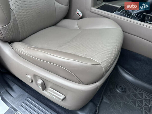 Сірий Лексус ГХ, об'ємом двигуна 4.61 л та пробігом 115 тис. км за 52700 $, фото 47 на Automoto.ua