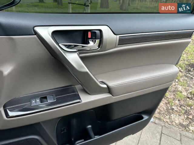 Сірий Лексус ГХ, об'ємом двигуна 4.61 л та пробігом 115 тис. км за 52700 $, фото 52 на Automoto.ua