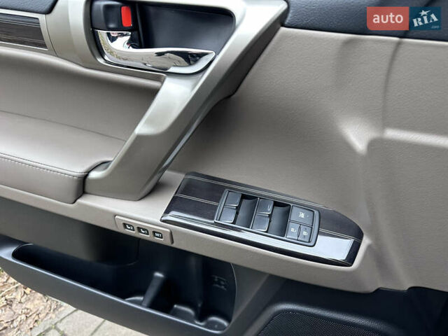 Сірий Лексус ГХ, об'ємом двигуна 4.61 л та пробігом 115 тис. км за 52700 $, фото 28 на Automoto.ua
