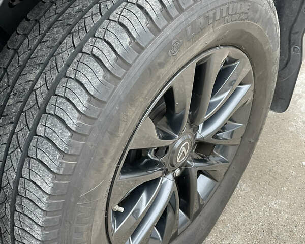 Сірий Лексус ГХ, об'ємом двигуна 4.61 л та пробігом 49 тис. км за 39000 $, фото 17 на Automoto.ua