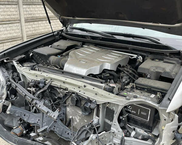 Сірий Лексус ГХ, об'ємом двигуна 4.61 л та пробігом 49 тис. км за 39000 $, фото 18 на Automoto.ua