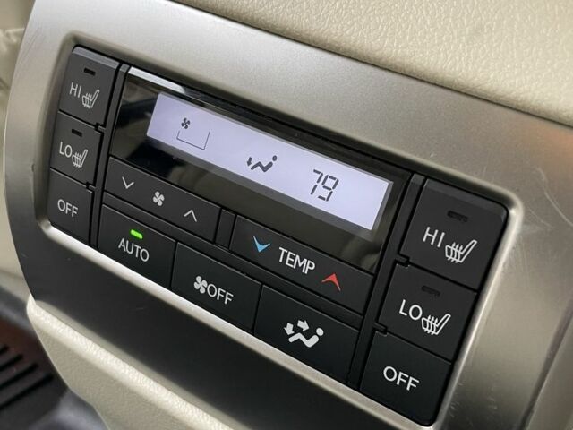 Серый Лексус ГХ, объемом двигателя 4.6 л и пробегом 49 тыс. км за 39000 $, фото 12 на Automoto.ua