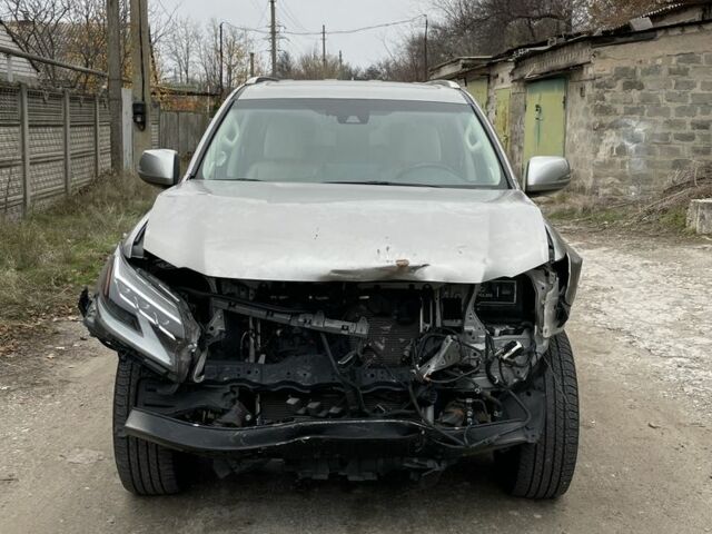 Серый Лексус ГХ, объемом двигателя 4.6 л и пробегом 49 тыс. км за 39000 $, фото 4 на Automoto.ua